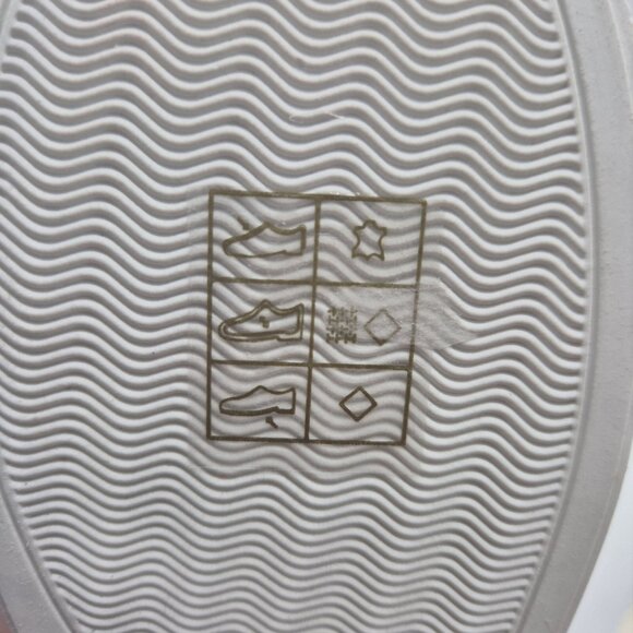 Kurt Geiger London Boy Sneakers Size 1 White Gray Black Stripes Leather (321) - Picture 8 of 8